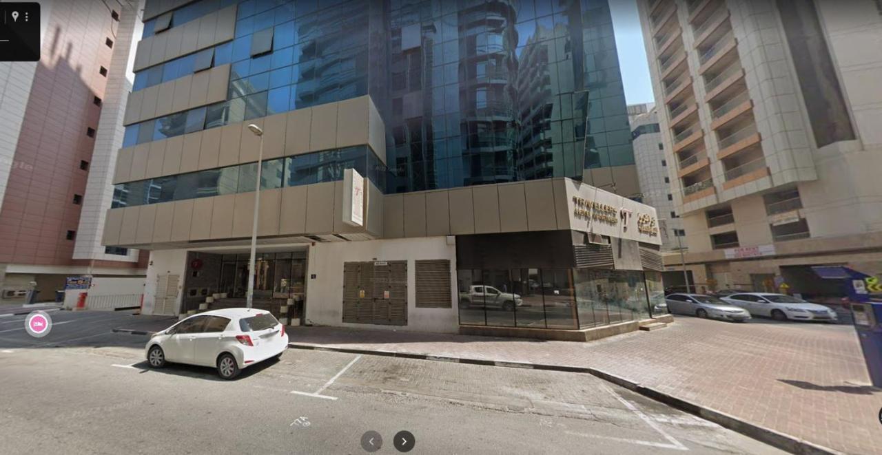 Проживання в сім'ї Fashion Partition Near Mall Of The Emirates